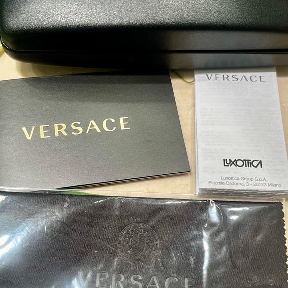 Versace never worn Medusa logo shield mirror sunglasses - unisex, grey/gold - Picture 13 of 16